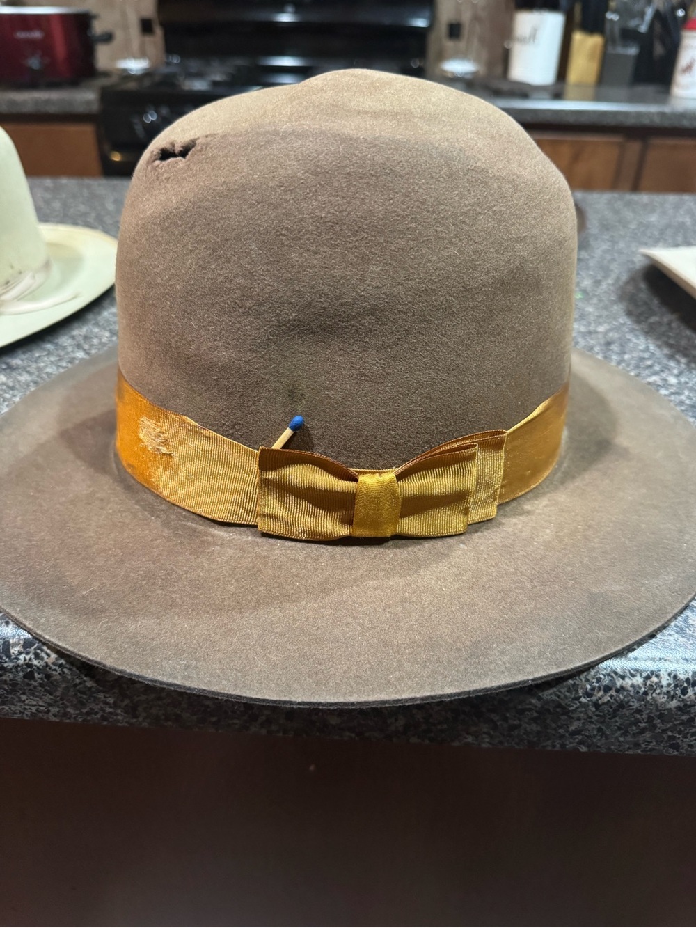 Lot of beat up cowboy hats Stetson Resistol Dynafelt - Picture 6 of 16